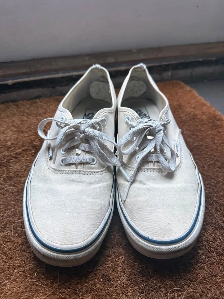 Vans Authentic Size 9.5 - photo 3