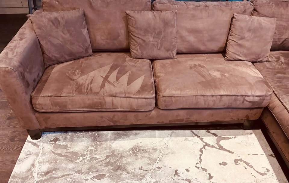 BROWN MICROFIBRE SECTIONAL WITH CHAISE - photo 5
