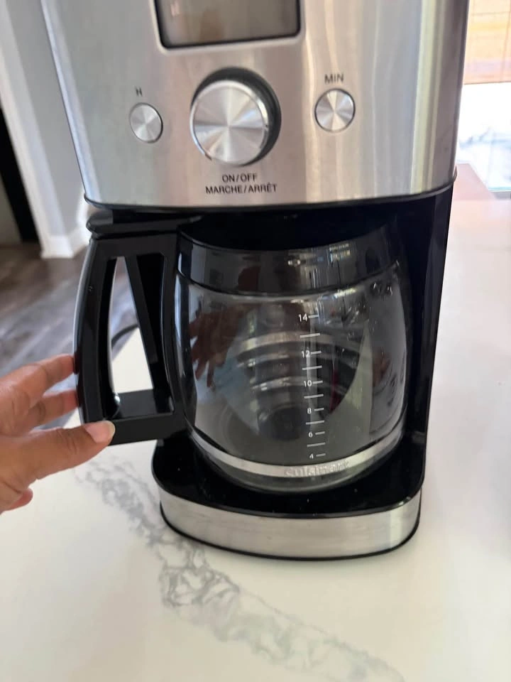 Cuisineart coffee maker - photo 2