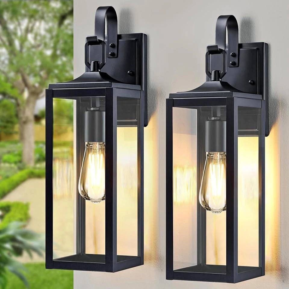 Outdoor light (one)