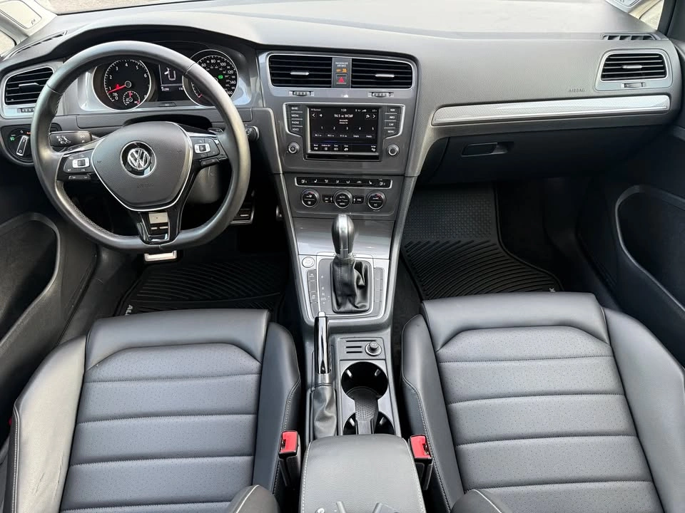2017 Volkswagen Golf Alltrack TSI SEL Wagon 4D - photo 4