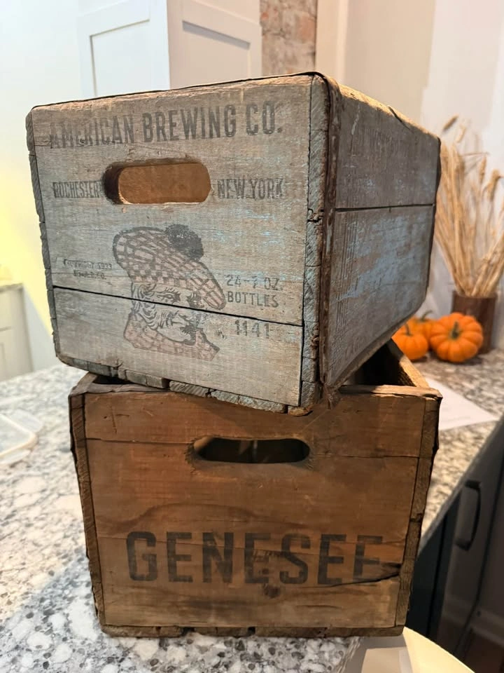 Genesee Brewing Company Vintage Beer Crates - photo 2