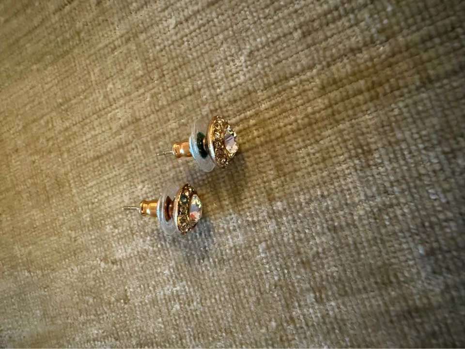 Swarovski Crystal Stud Earrings – Gold Tone with Clear Crystals - photo 2