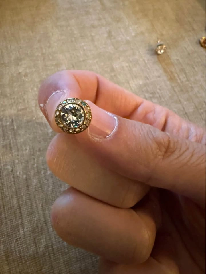Swarovski Crystal Stud Earrings – Gold Tone with Clear Crystals - photo 4