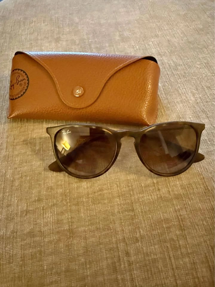 Ray-Ban Erika RB4171 Sunglasses – Brown Havana Gradient Lenses