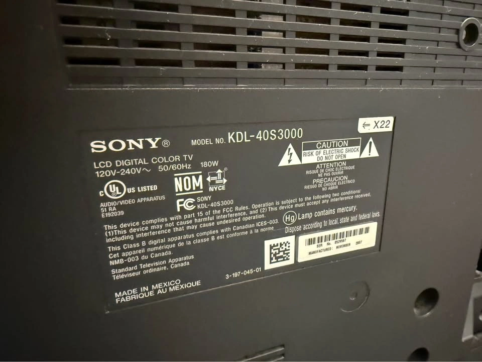 Sony Bravia 40" LCD HDTV – KDL-40S3000 - photo 2