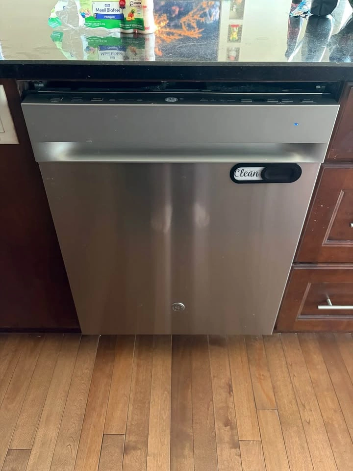 GE Dishwasher - Top Control Stainless Steel - photo 2
