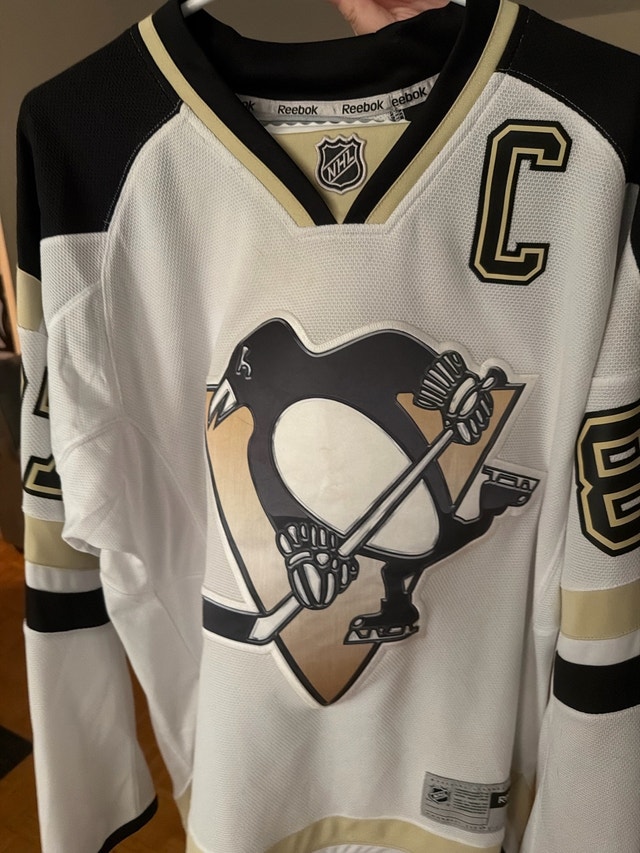 Medium Sidney Crosby Penguins Jersey