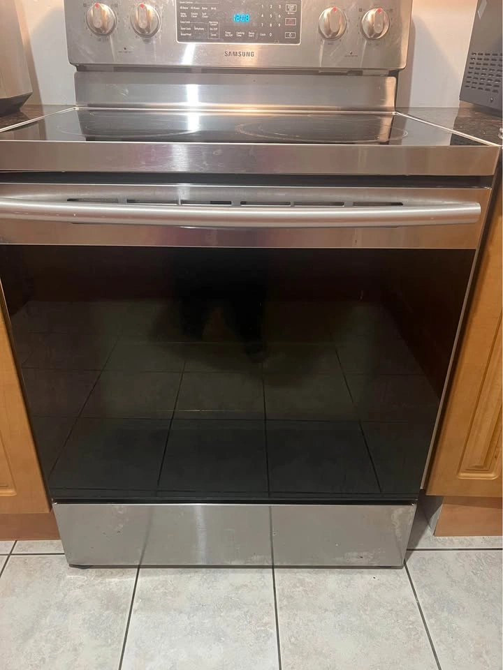 Samsung Glass Top Stove - photo 5