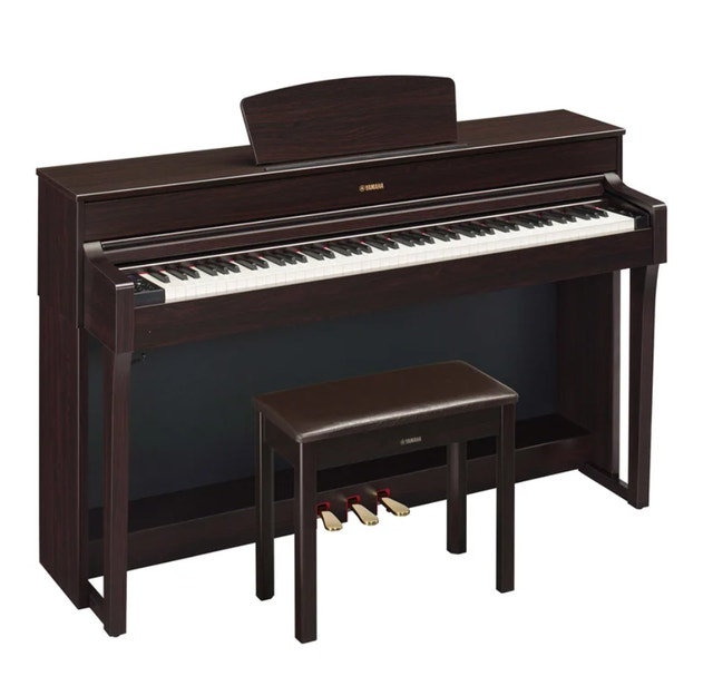 Yamaha YDP-184 Digital Piano with Bench – Like New