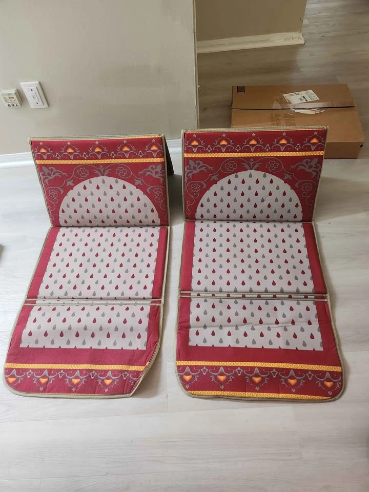 Set of 2 Folding Prayer Mats with back support - photo 2