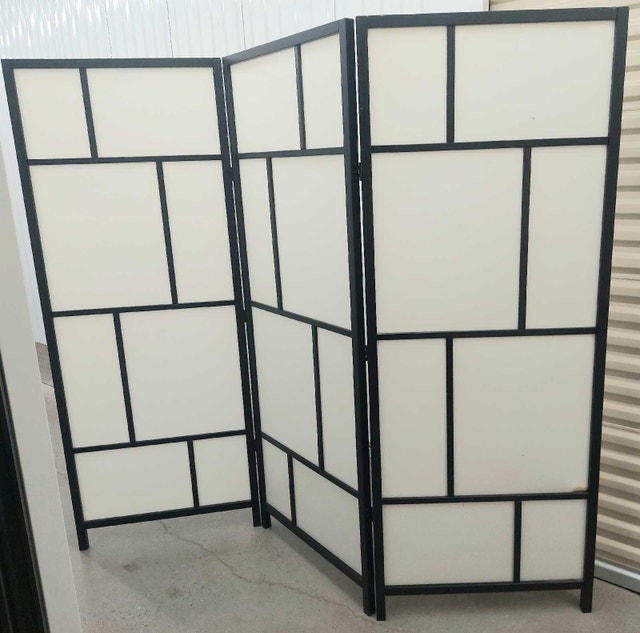 3-Panel Room Divider Screen