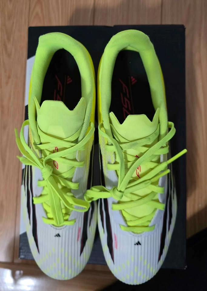 Almost new Size M 8US Solar Yellow Adidas F50 League FG/MG - photo 2