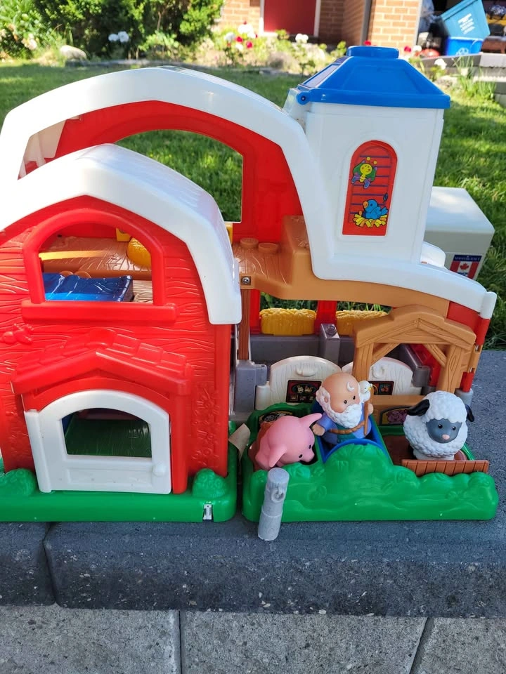 Fisher Price Deluxe Barn Set - photo 2