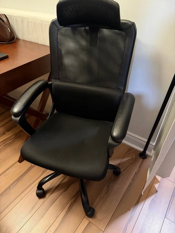 Office Chair - photo 2