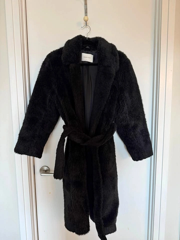 Babaton faux fur coat