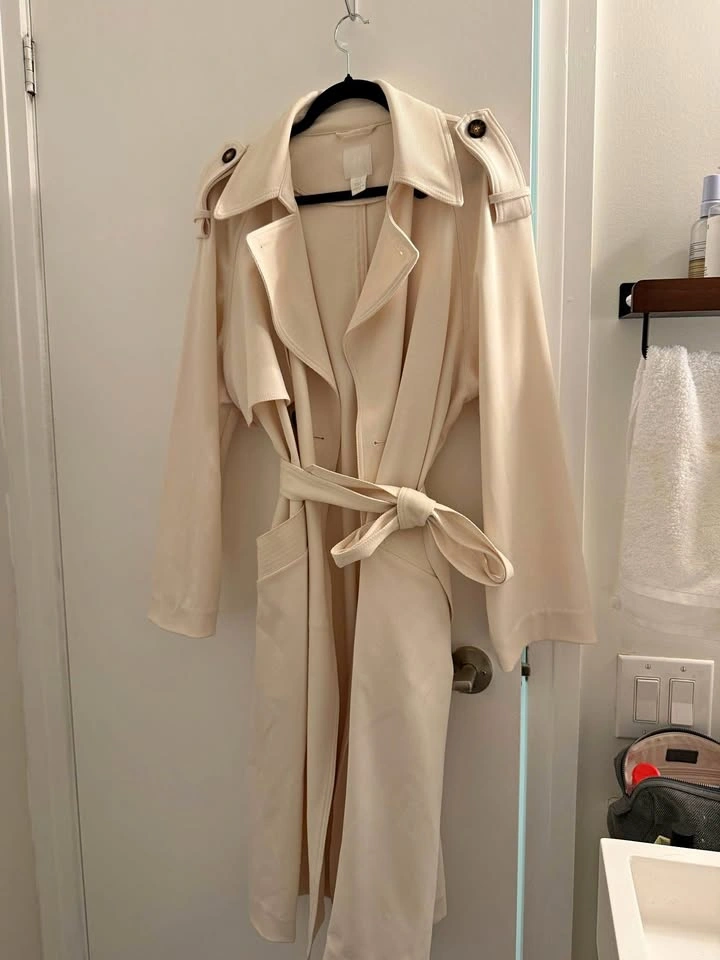 H&M flowy trench