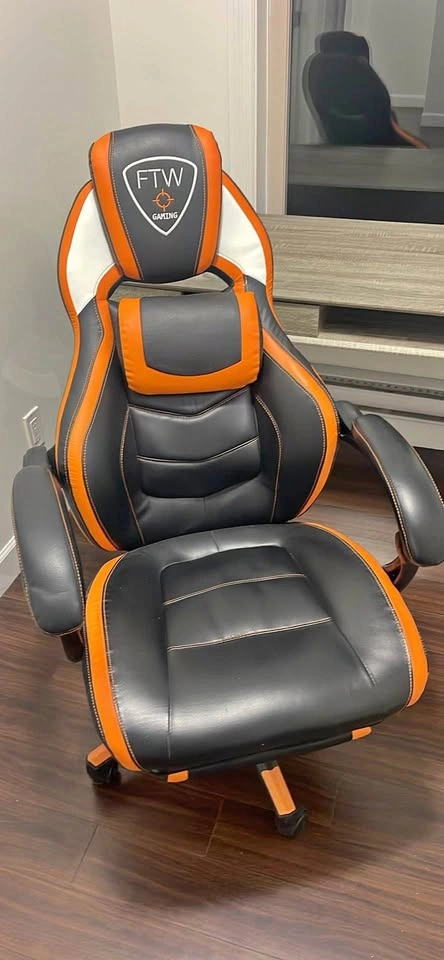 Gaming chair