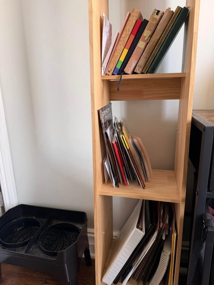 4 tier wooden bookshelf - photo 3