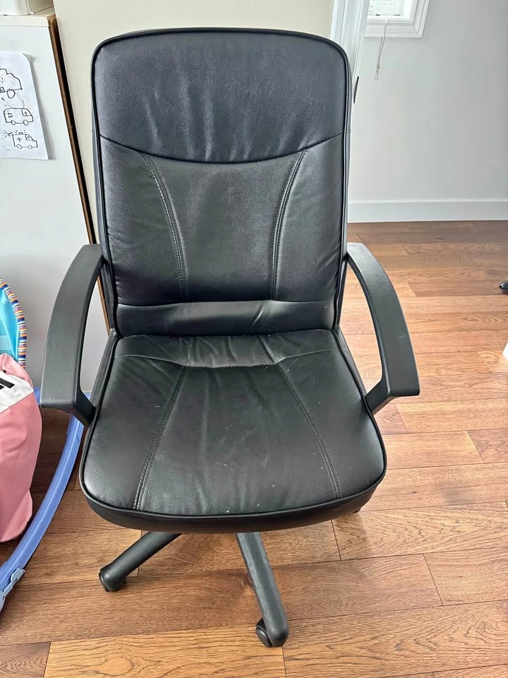 Black Office Chair