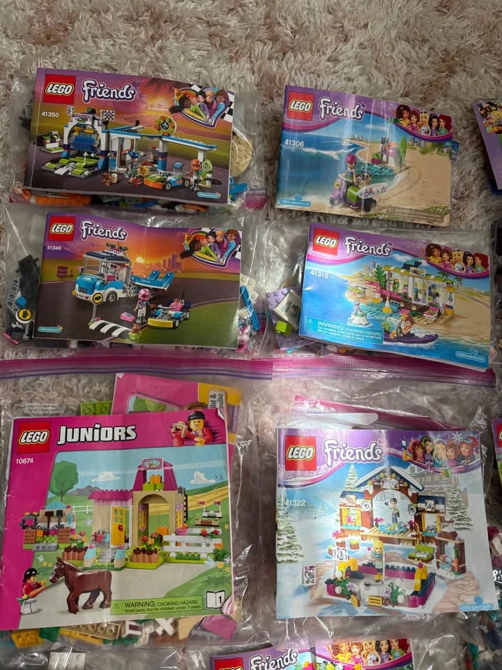 LEGO Friends sets (can be sold separately) - photo 3