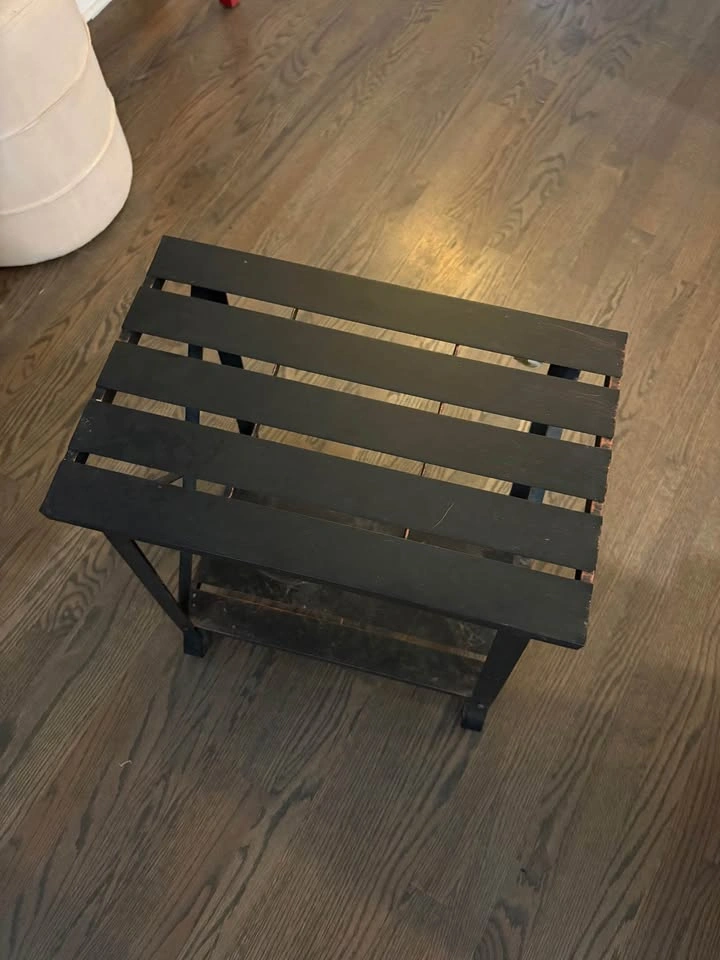 Black side table - photo 2