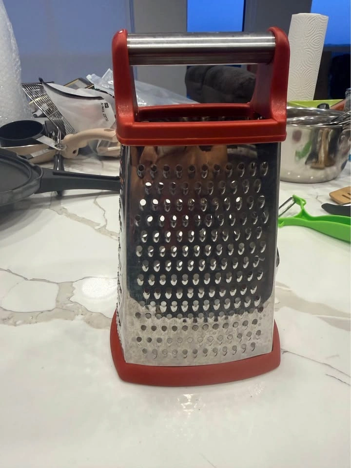 Kitchen Tools Bundle - grater, strainers, measuring cups, utensi - photo 2