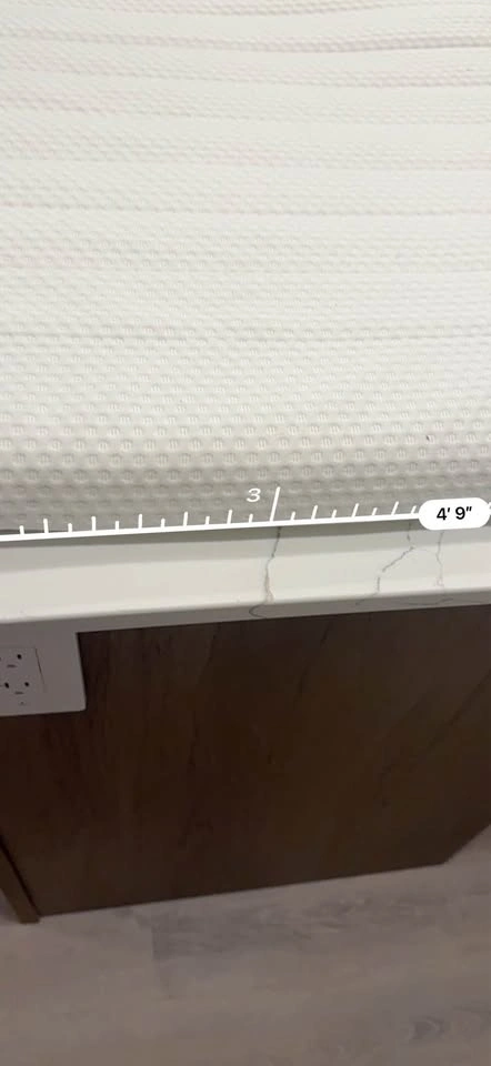 Queen Mattress Topper – Excellent Condition - photo 3