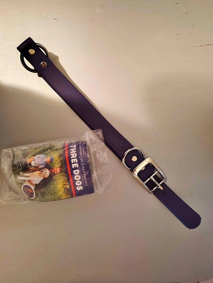 Three Dogs Purple Waterproof Dog Collar