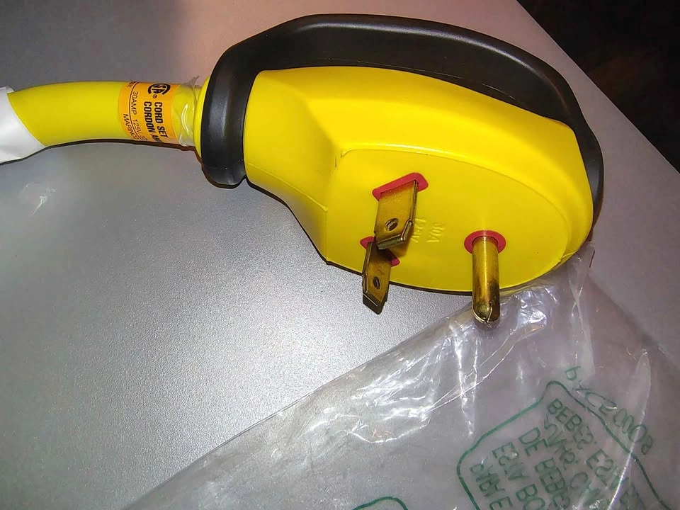 Marinco 30 Amp RV Power Adapter - photo 2