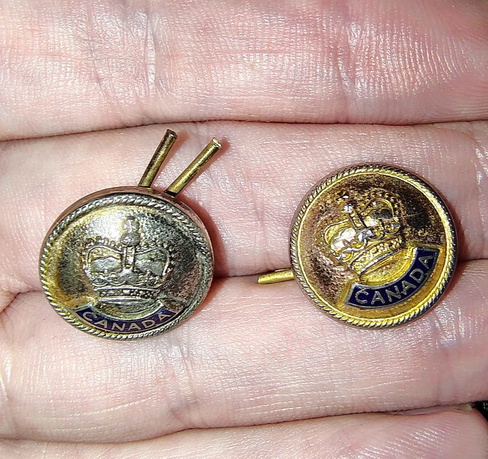Vintage William Scully Canada Crown Collar Pins