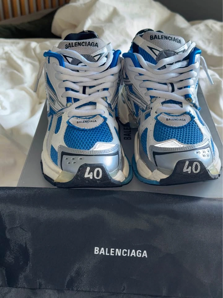 Balenciaga Runners - photo 3