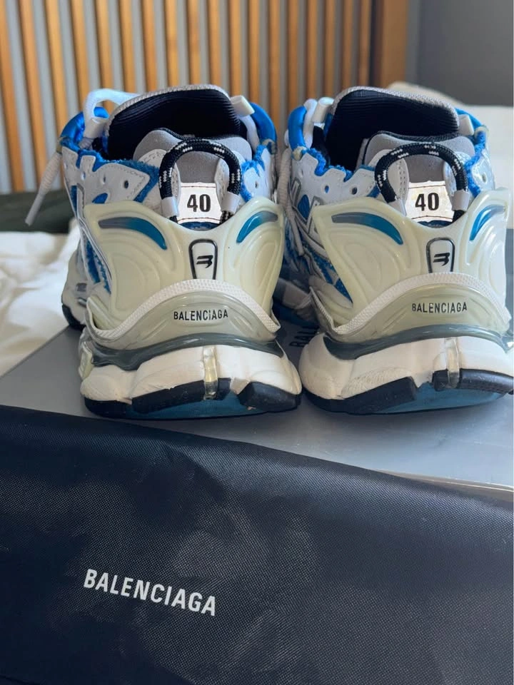 Balenciaga Runners - photo 5