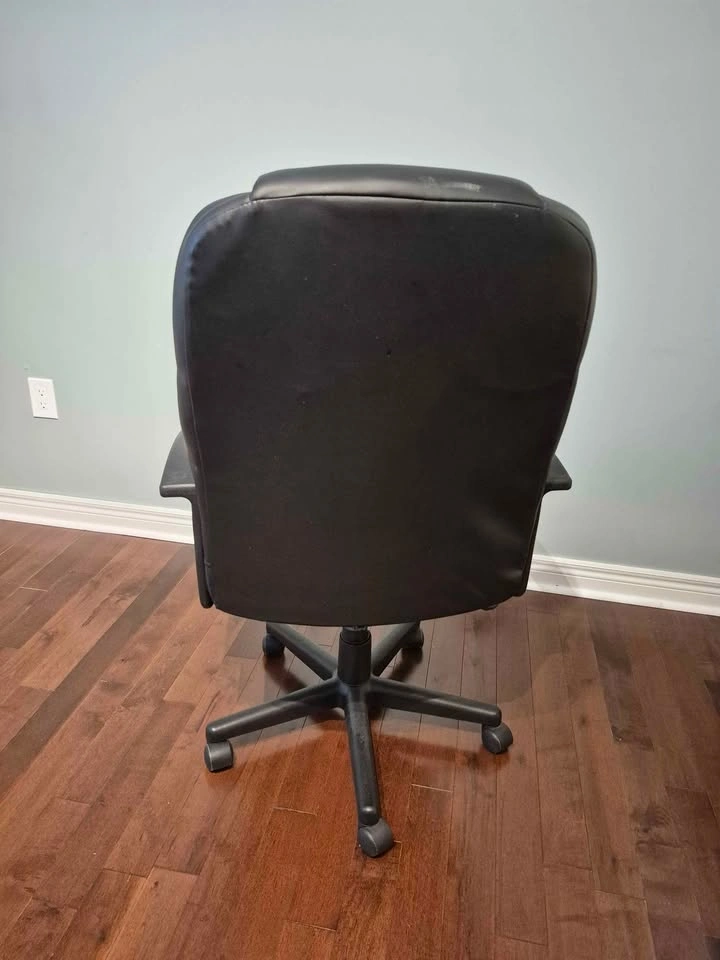 Office Chair - photo 2