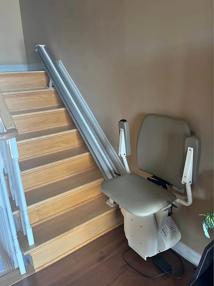 Home Chair Lift for Stairs