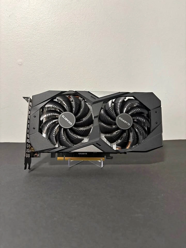 GIGABYTE GTX 1660 OC 6GB GPU - LIKE NEW