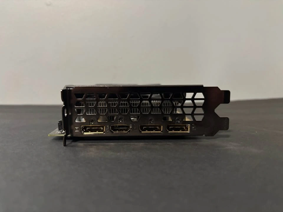 GIGABYTE GTX 1660 OC 6GB GPU - LIKE NEW - photo 3