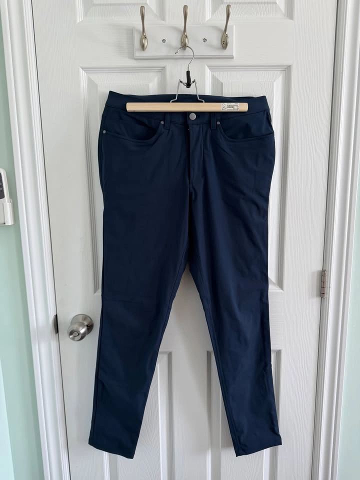 Lululemon ABC Skinny-Fit 5 Pocket Pant – True Navy (32x32) - photo 2