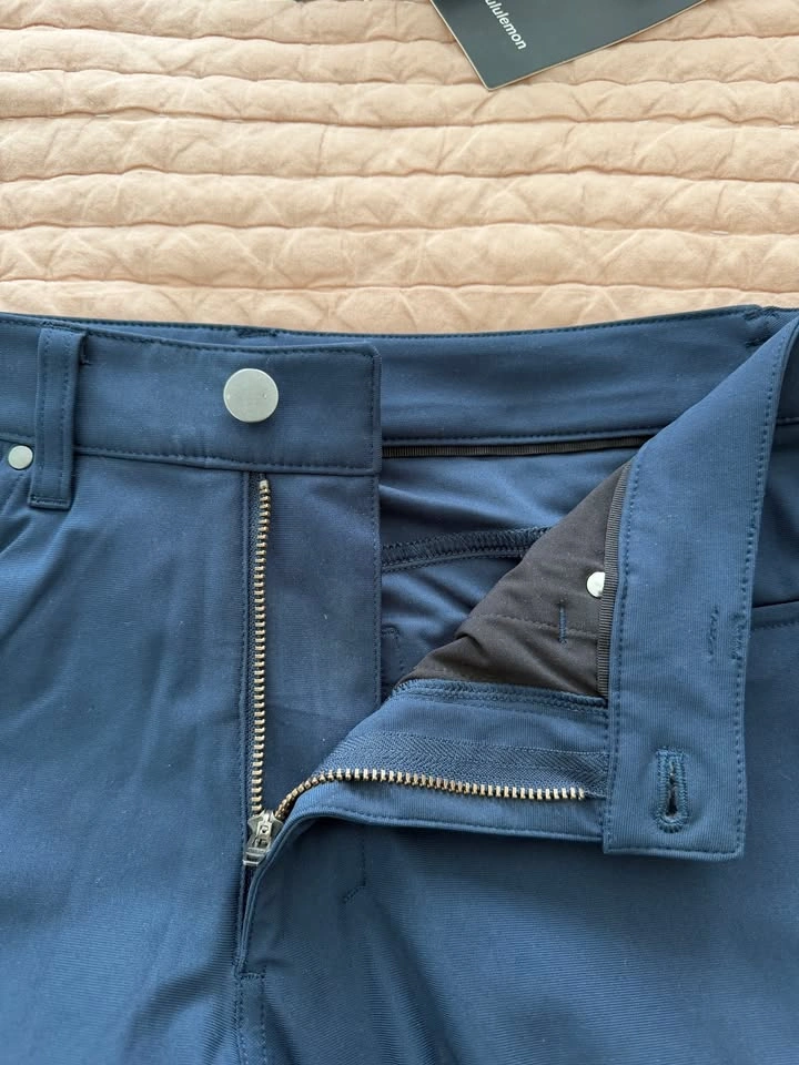 Lululemon ABC Skinny-Fit 5 Pocket Pant – True Navy (32x32) - photo 4