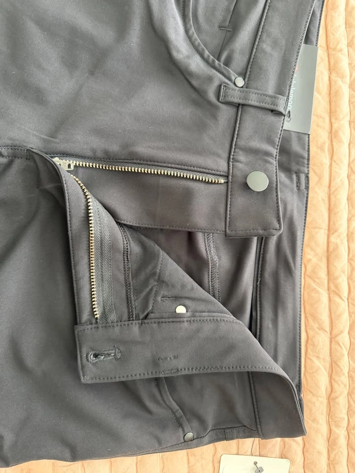 Lululemon ABC Skinny-Fit 5 Pocket Pant – Black (32x32) – BNWT - photo 3