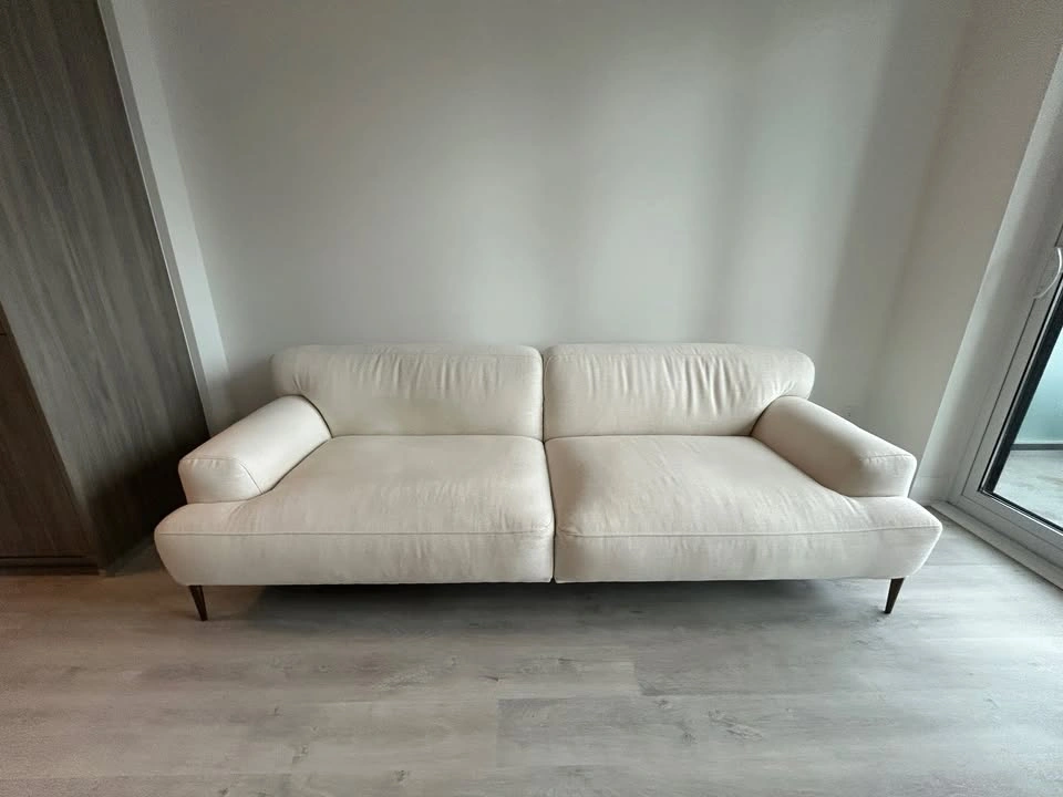 Article Abisko 91” Sofa – Quartz White – Like New - photo 4