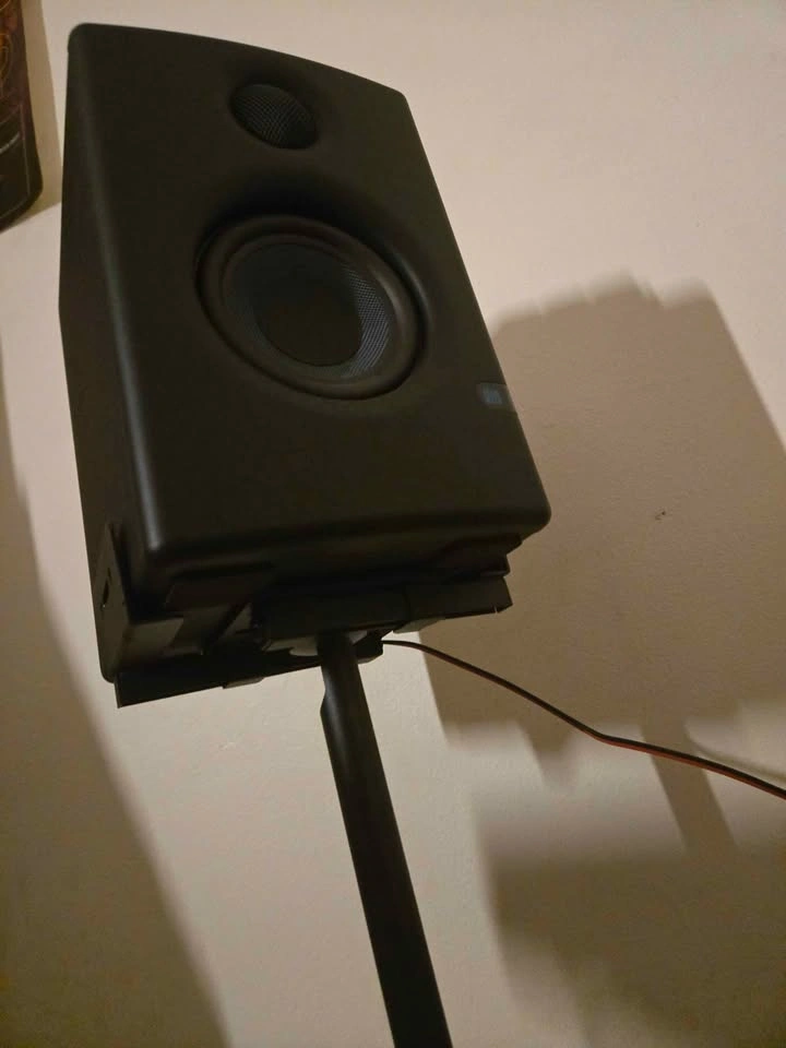 Presonus Eris e3.5 Studio Monitors with Speaker Stands - photo 4