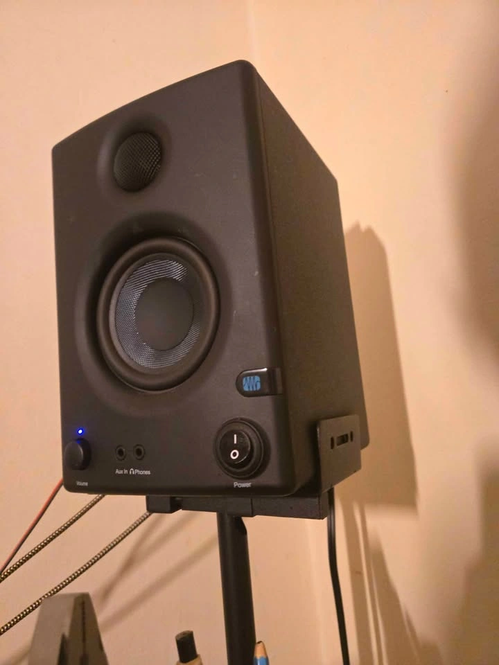 Presonus Eris e3.5 Studio Monitors with Speaker Stands - photo 5