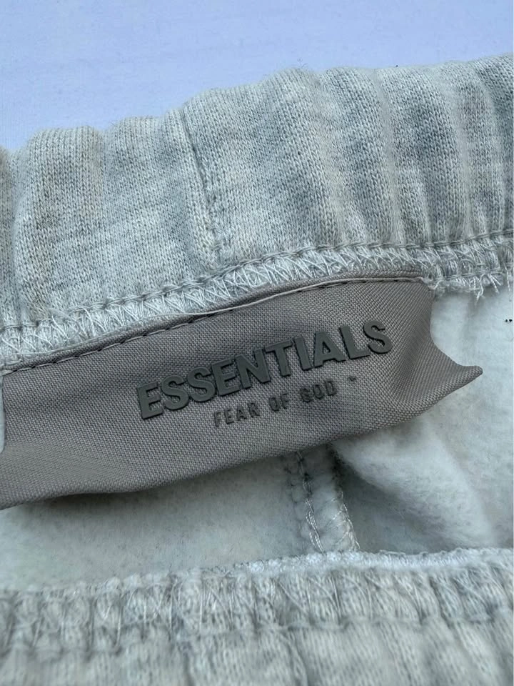 SALE !! Essentials Shorts - Light Oatmeal - photo 5