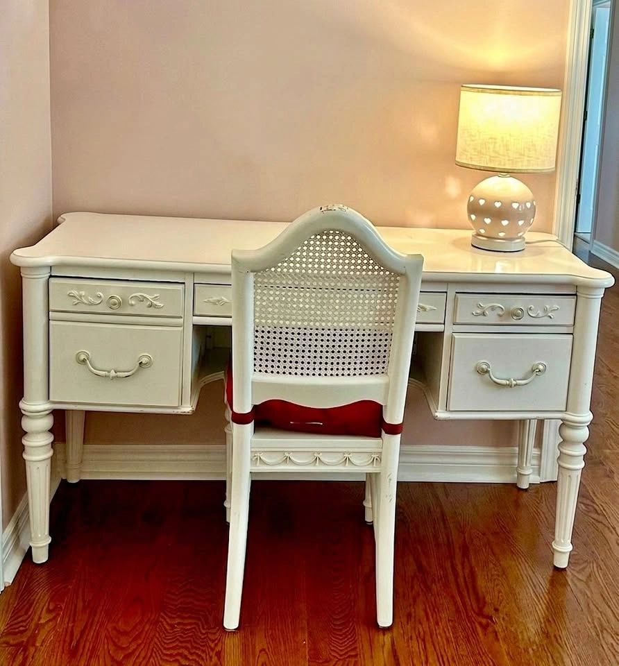 Stanley Furniture Young America Writing Desk & Chair