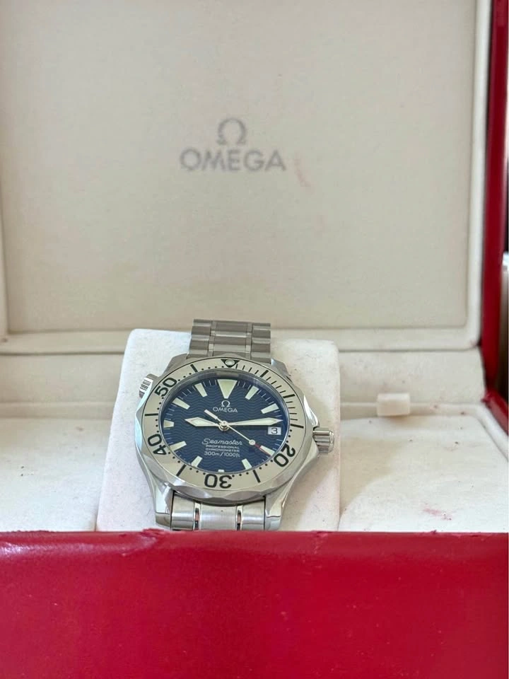 Omega Seamaster Professional 300M Electric Blue Full Set