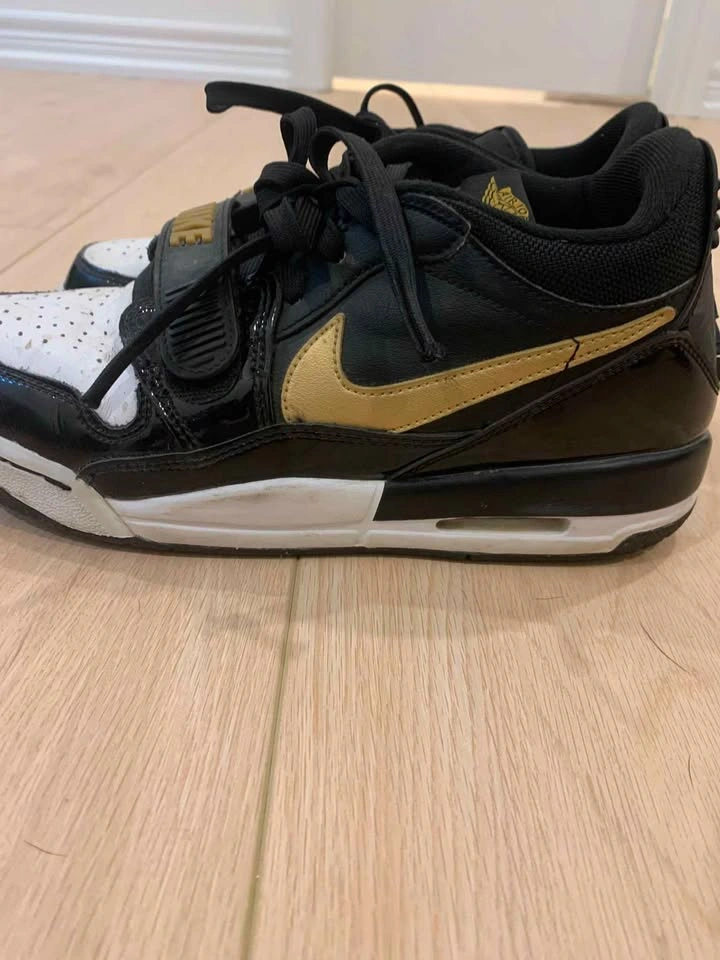 Jordan Legacy 312 Low Black Gold. Size Y6 - photo 3