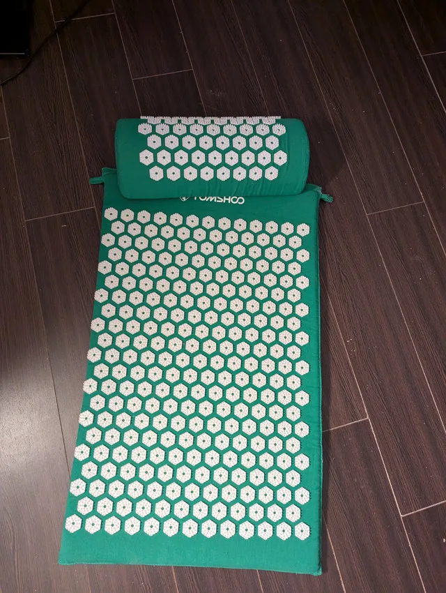 acupuncture mat and pillow (green) thumbnail