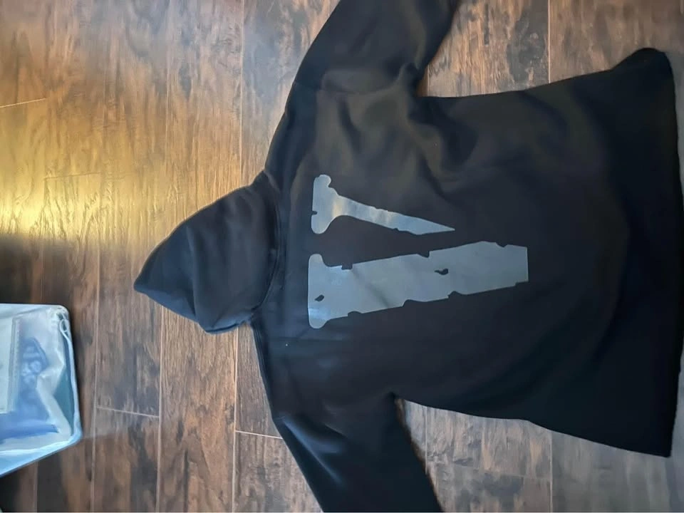 Vlone Hoodie Black - photo 2