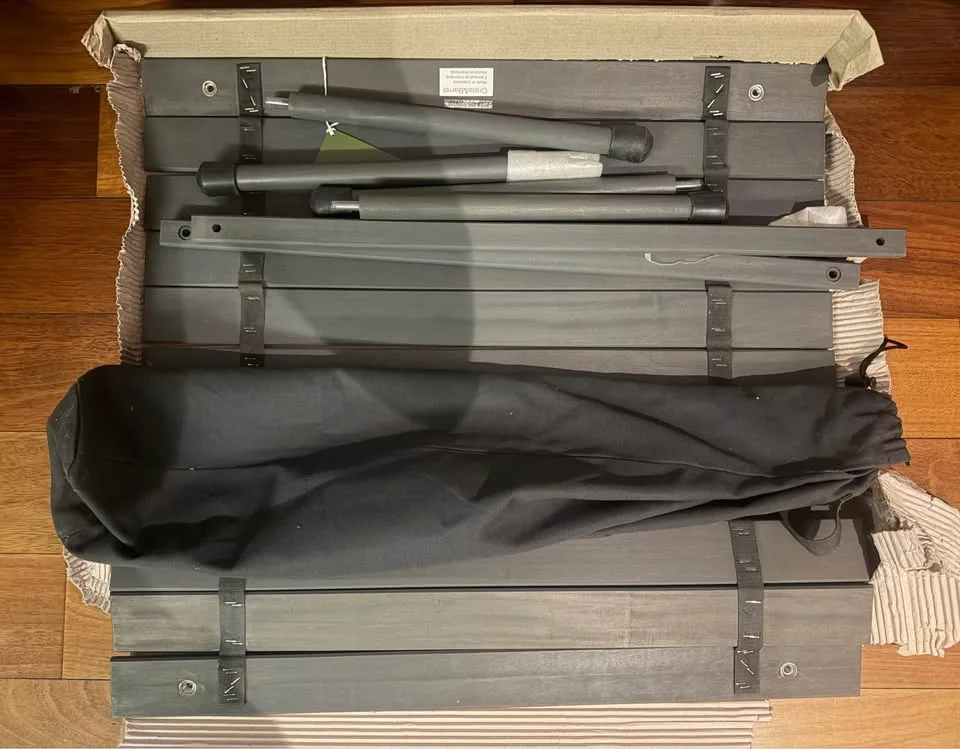 Portable Picnic Table w/ Carrying Bag (Crate & Barrel) NEW image indicator(2)